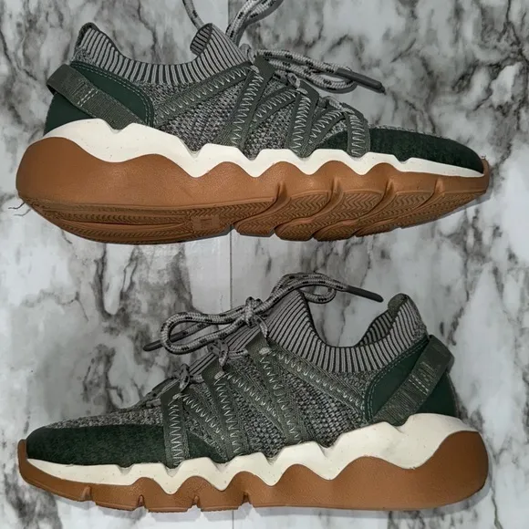 Madewell Field Knit Sneakers in Ashen Sage-‎ Sz 6