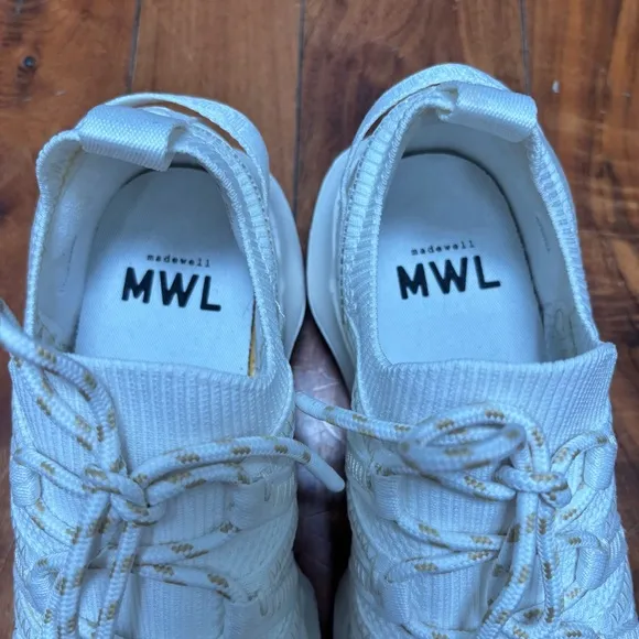 Madewell Field Knit Sneakers in White eyelet 7.5