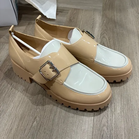 Marc Fisher Women's Hazelton Loafer Lite Latte Size 11