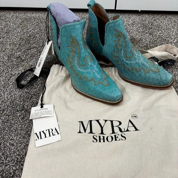 Mayra WESTERLY WESTERN LEATHER BOOTIES NEW in Bag Size 6 Turquoise