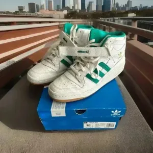 Men's Adidas Originals Forum Mid Shoes‎ (H00749) White/Gum/ Green Size 10 Mens