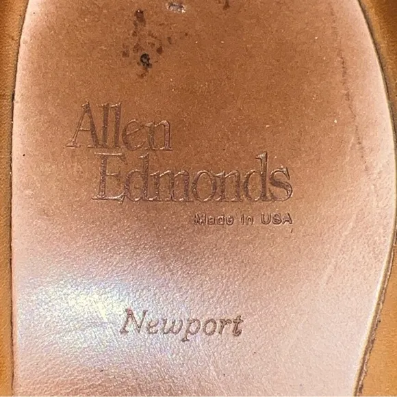 Men's Allen Edmonds Newport Black Leather Tassel Dress Loafers Shoes sz US 8.5E