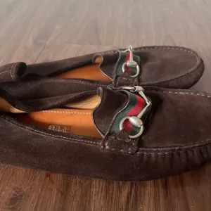 Men's Brown Suede Loafers with Green and Red Accents