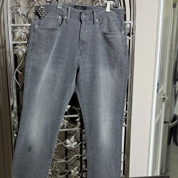 Men's Lucky Brand Classic Black Jeans - Size 34x32 - Gently Used