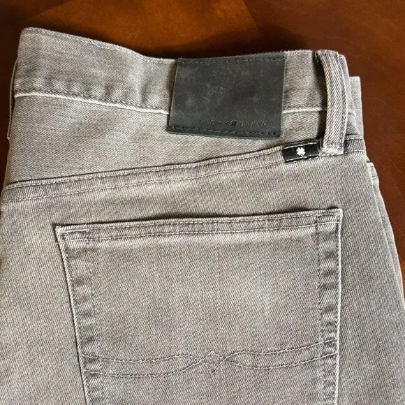 Men's Lucky Brand Classic Black Jeans - Size 34x32 - Gently Used