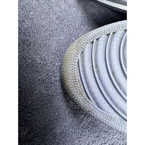 Men's Nike Air Jordan 1 Size 10 Cool Grey 554724-003 (2013) Grey/ C Description