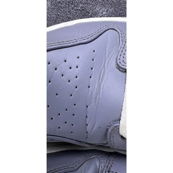 Men's Nike Air Jordan 1 Size 10 Cool Grey 554724-003 (2013) Grey/ C Description