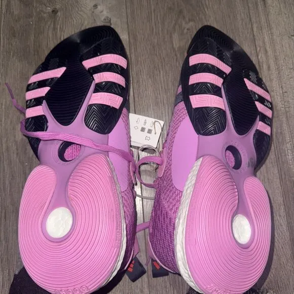 Men’s Size 13.5 - adidas Trae Young 2 Stratosphere lilac, navy orange new no box
