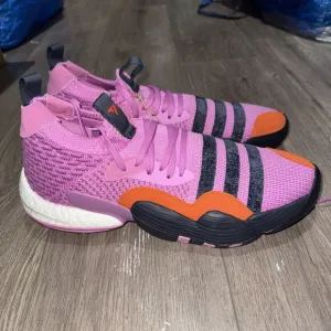 Men’s Size 13.5 - adidas Trae Young 2 Stratosphere lilac, navy orange new no box