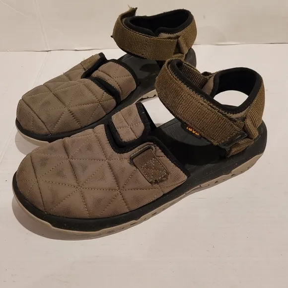 Mens Teva Hybrid hurricane Sandals Closed Toe Size 10  Green