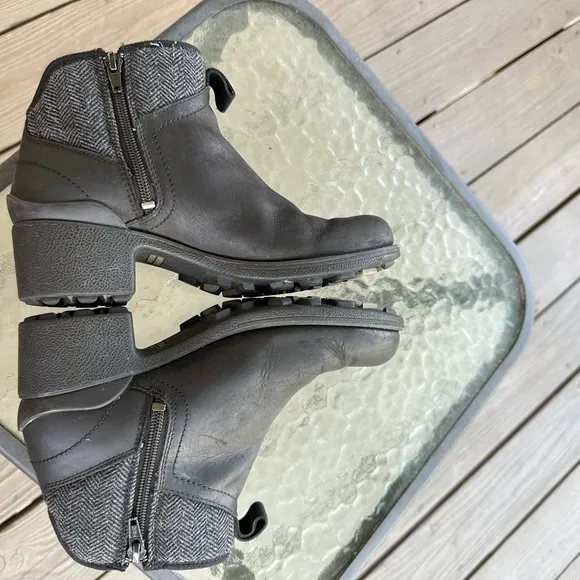 Merrell Chateau II MidPull Waterproof Boots Wool Lined Black J000886 Woman’s 6.5