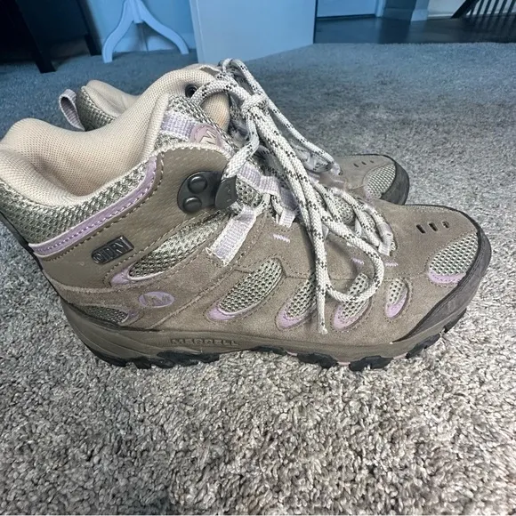 Merrell Mid Gore-Tex Hiking Boots 8.5 leather waterproof outdoors rugged camping
