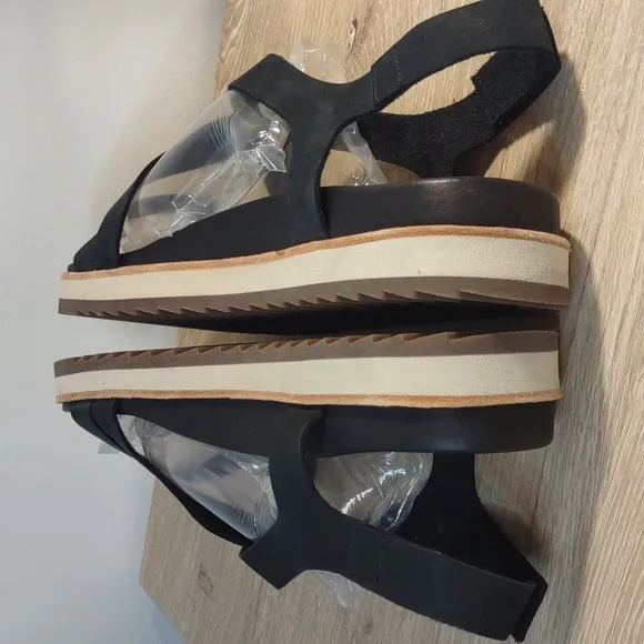 Merrell Women's Juno Black Leather Backstrap Sandals Size 10