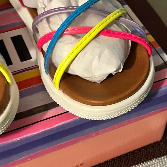 MIA GIRL LITTLE ELIS NIB RAINBOW COLORS TRANSPARENT GRIP-TAPE SANDALS.