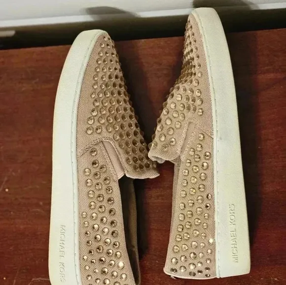 Michael Kors Dusty Pink Jeweled Stretch knit Sneakers Size 7