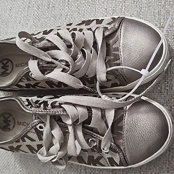 Michael Kors MK Logo Print City Block Sneakers Leather uppers Brn/Beige …