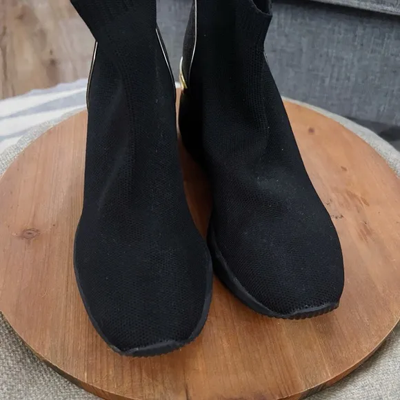 Michael Kors Skyler Booties Wedges Sneakers Pull-on Black Stretchy