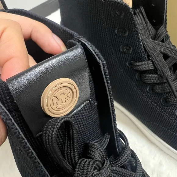 Michael Kors Women's Edie Knit High-Top Sneakers Black US 7.5 M