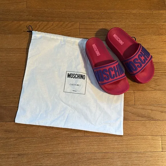 Moschino Pink &amp; Purple Pool slides