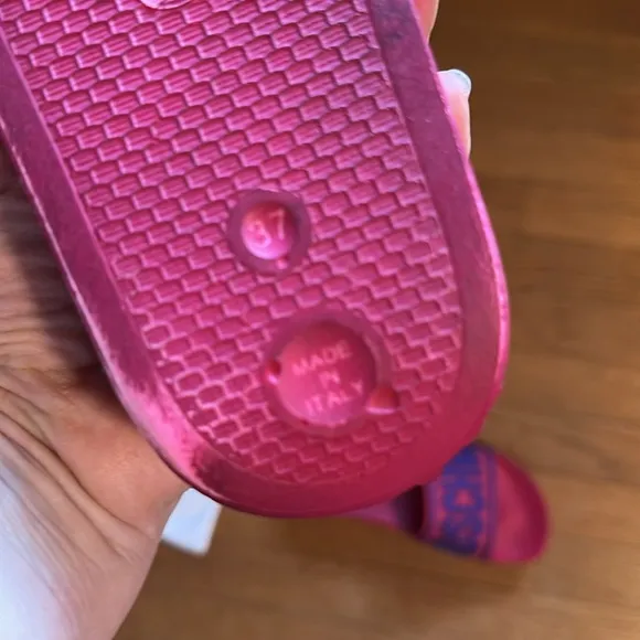 Moschino Pink &amp; Purple Pool slides