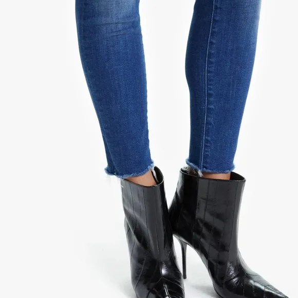 MOTHER The Looker Ankle Fray Jeans Size 25