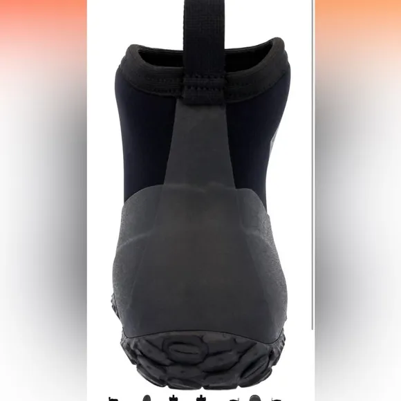 Muck ankle high waterproof boots, black men’s work boots, easy slip on/off