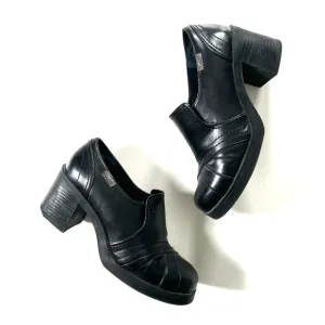 Mudd Y2K 90s Black Chunky Heeled Shatter Crisscross Stitched Loafers