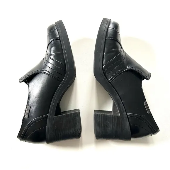 Mudd Y2K 90s Black Chunky Heeled Shatter Crisscross Stitched Loafers