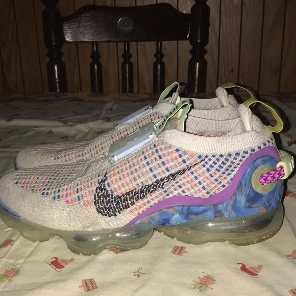 Multi color Nike vapor max sneakers (7y)