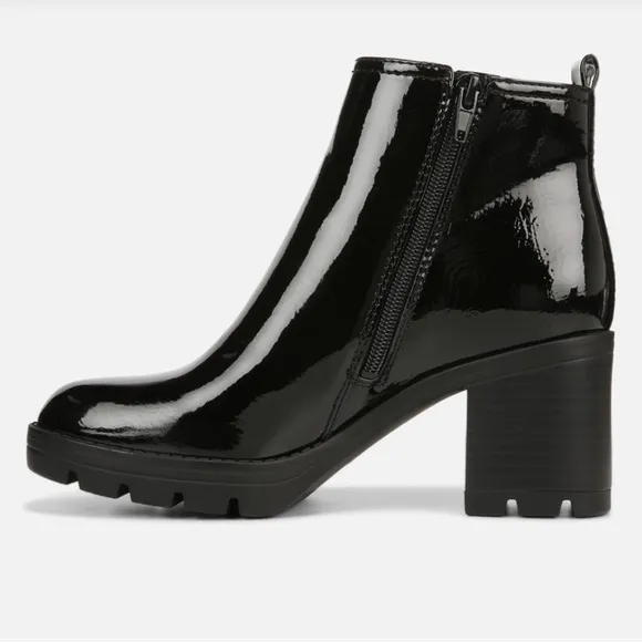 NATURALIZER $179 Verney 2 Patent Leather Block Heel Ankle Boots Size 12 Med NWT