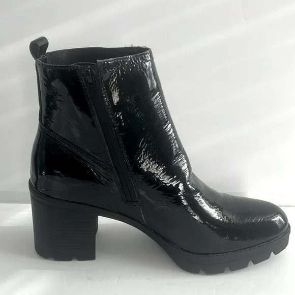 NATURALIZER $179 Verney 2 Patent Leather Block Heel Ankle Boots Size 12 Med NWT