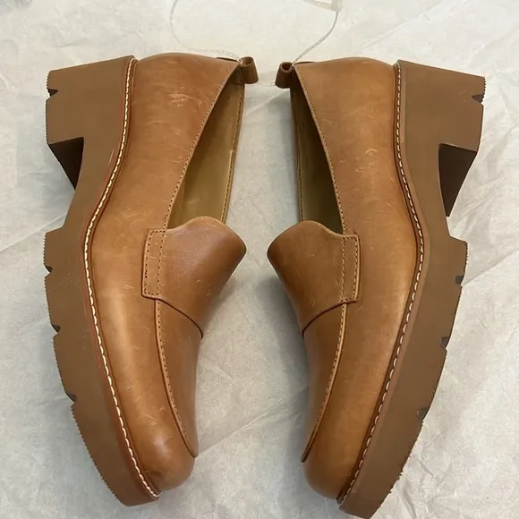 Naturalizer Darry Leather Lightweight Lug Sole Platform Loafers