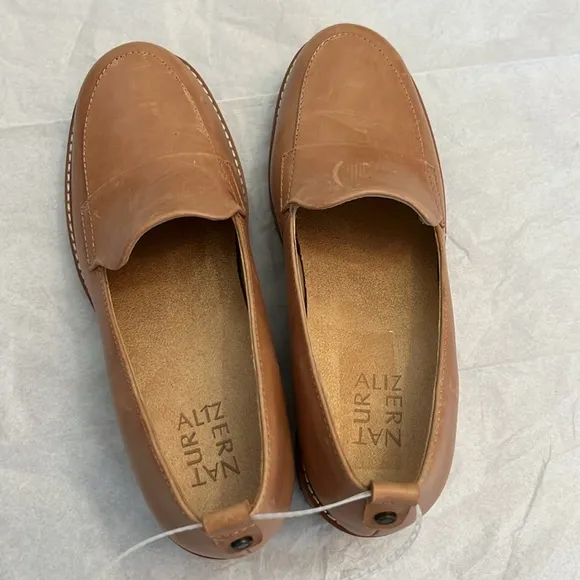 Naturalizer Darry Leather Lightweight Lug Sole Platform Loafers