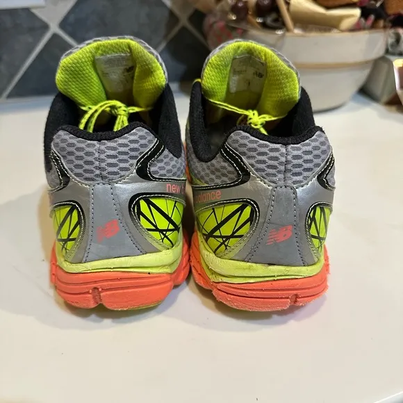 NB NEW BALANCE SNEAKERS RUN WALK ATHLETIC SZ 11.5 880v4 GRAY ORANGE BLACK YELLOW