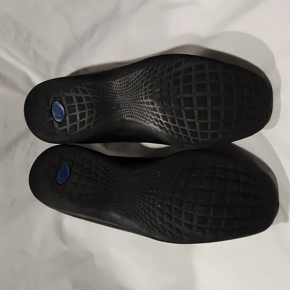 Neil M Rome Comfort Black Leather Loafers