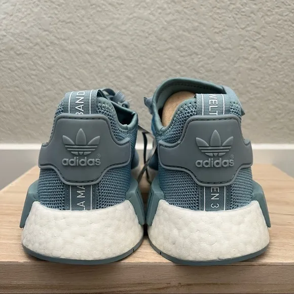 NEW Adidas NMD R1 Blue &amp; White Athletic Sneakers 4.5Y W6
