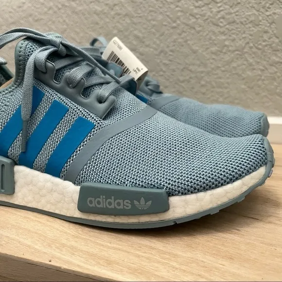 NEW Adidas NMD R1 Blue &amp; White Athletic Sneakers 4.5Y W6
