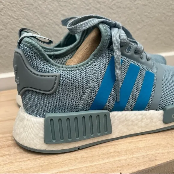 NEW Adidas NMD R1 Blue &amp; White Athletic Sneakers 4.5Y W6