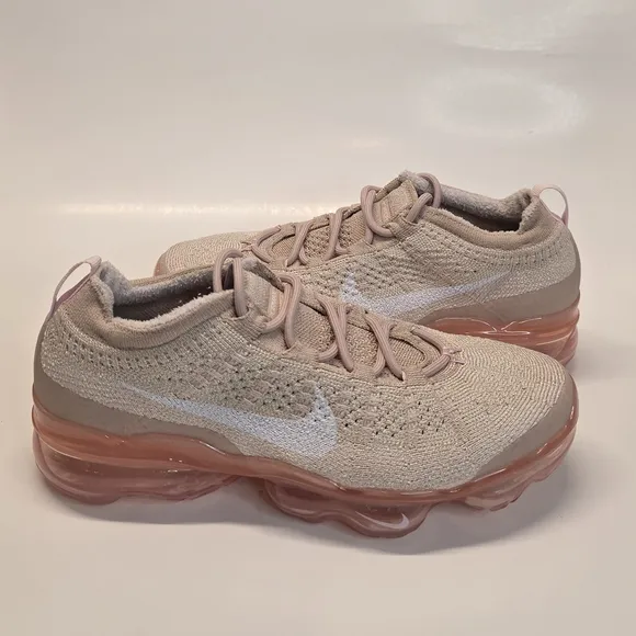 New Air Vapormax Flyknit Oatmeal Pink Beige Shoes Women's Size 8.5 DV6840-101