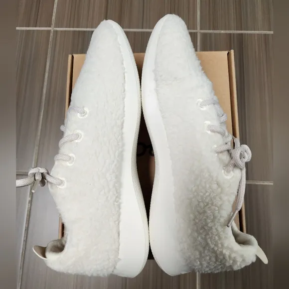 *NEW* Allbirds Mens Wool Runner Fluff Running Shoes ~WHITE ~Size 11