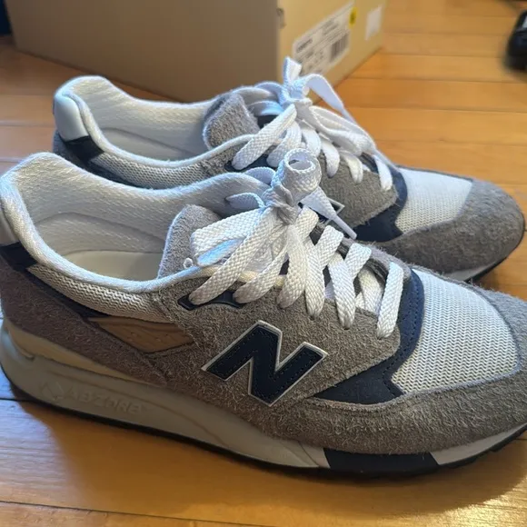 New Balance Classics Men's Sneakers