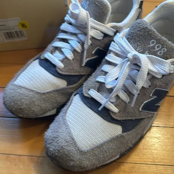 New Balance Classics Men's Sneakers