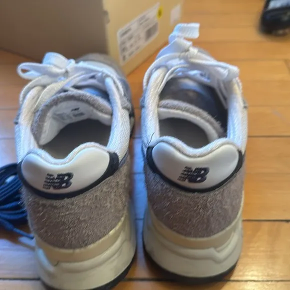 New Balance Classics Men's Sneakers