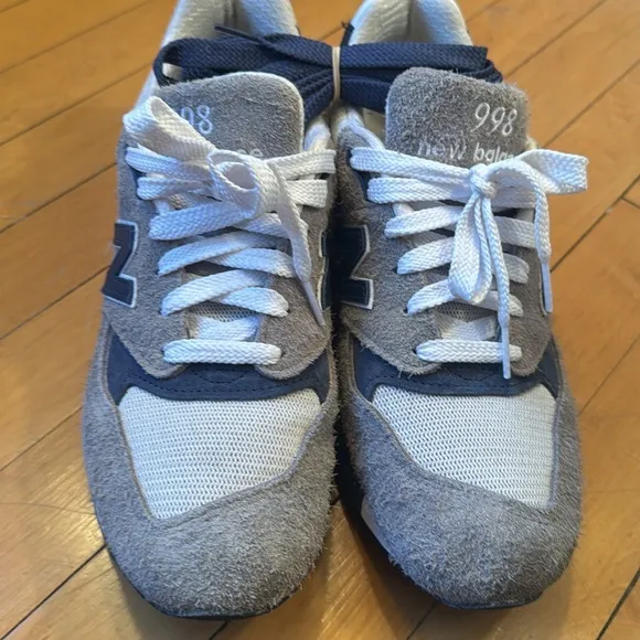 New Balance Classics Men's Sneakers
