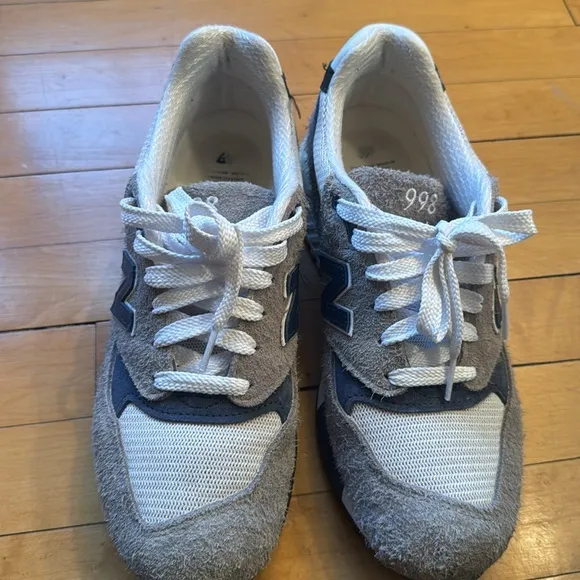 New Balance Classics Men's Sneakers