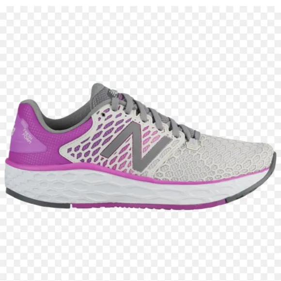 NEW Balance Fresh Foam Vongo V3 running walk athletic sneakers women size 8