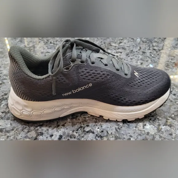 New Balance Fresh Foam Womens US 6 (mens 4.5) Black-Running/Walking shoes