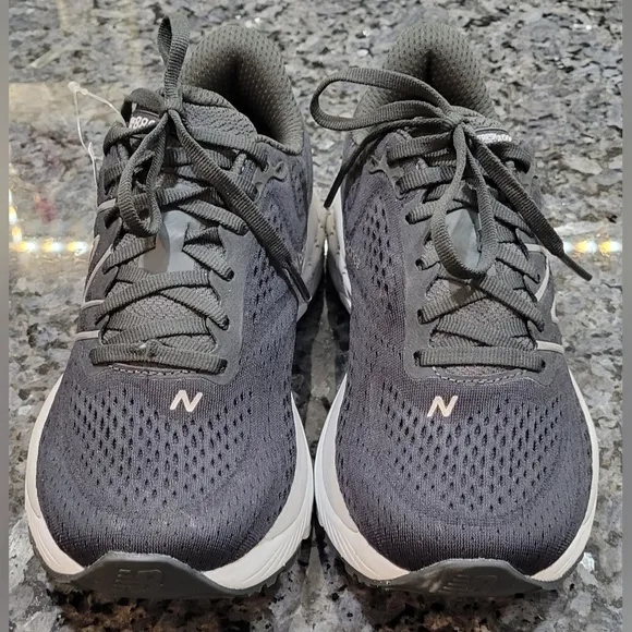 New Balance Fresh Foam Womens US 6 (mens 4.5) Black-Running/Walking shoes