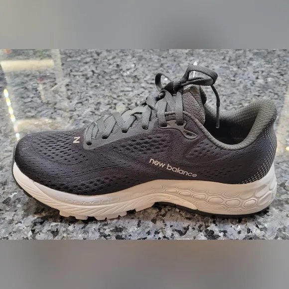 New Balance Fresh Foam Womens US 6 (mens 4.5) Black-Running/Walking shoes