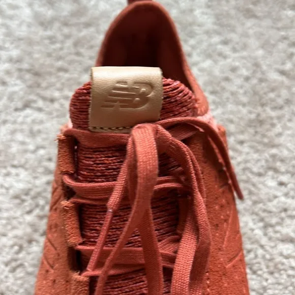 NEW BALANCE mens fresh foam Cruz V2 copper knit low top sneakers